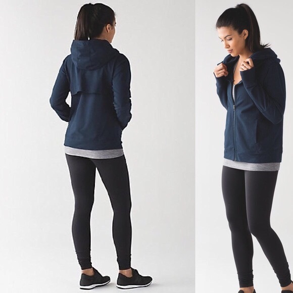 lululemon athletica Sweaters - LULULEMON ‘Belle’ Zip Up Hoodie Sz 8